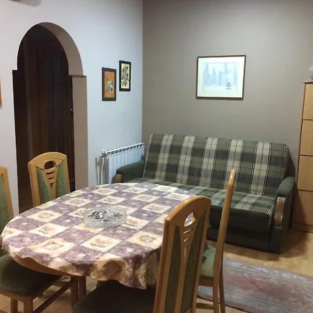 Gloria Apartment